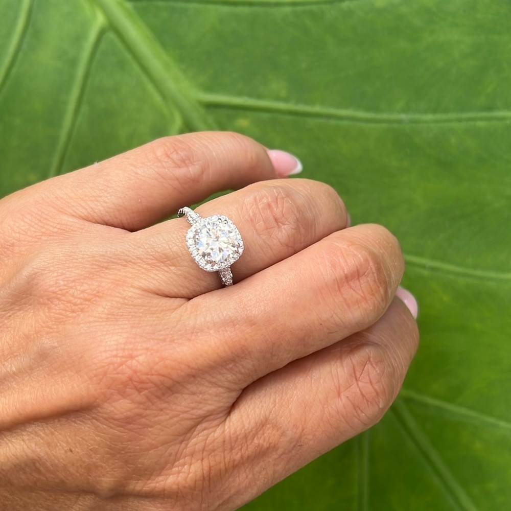 New 2ct Round cut Moissanite Engagement Ring 925 Sterling Silver size 6 7 8 9 10 - Picture 2 of 12